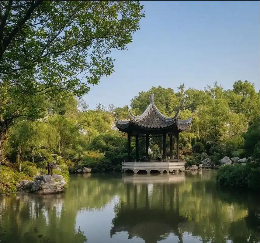 宜城彩虹餐饮有限公司